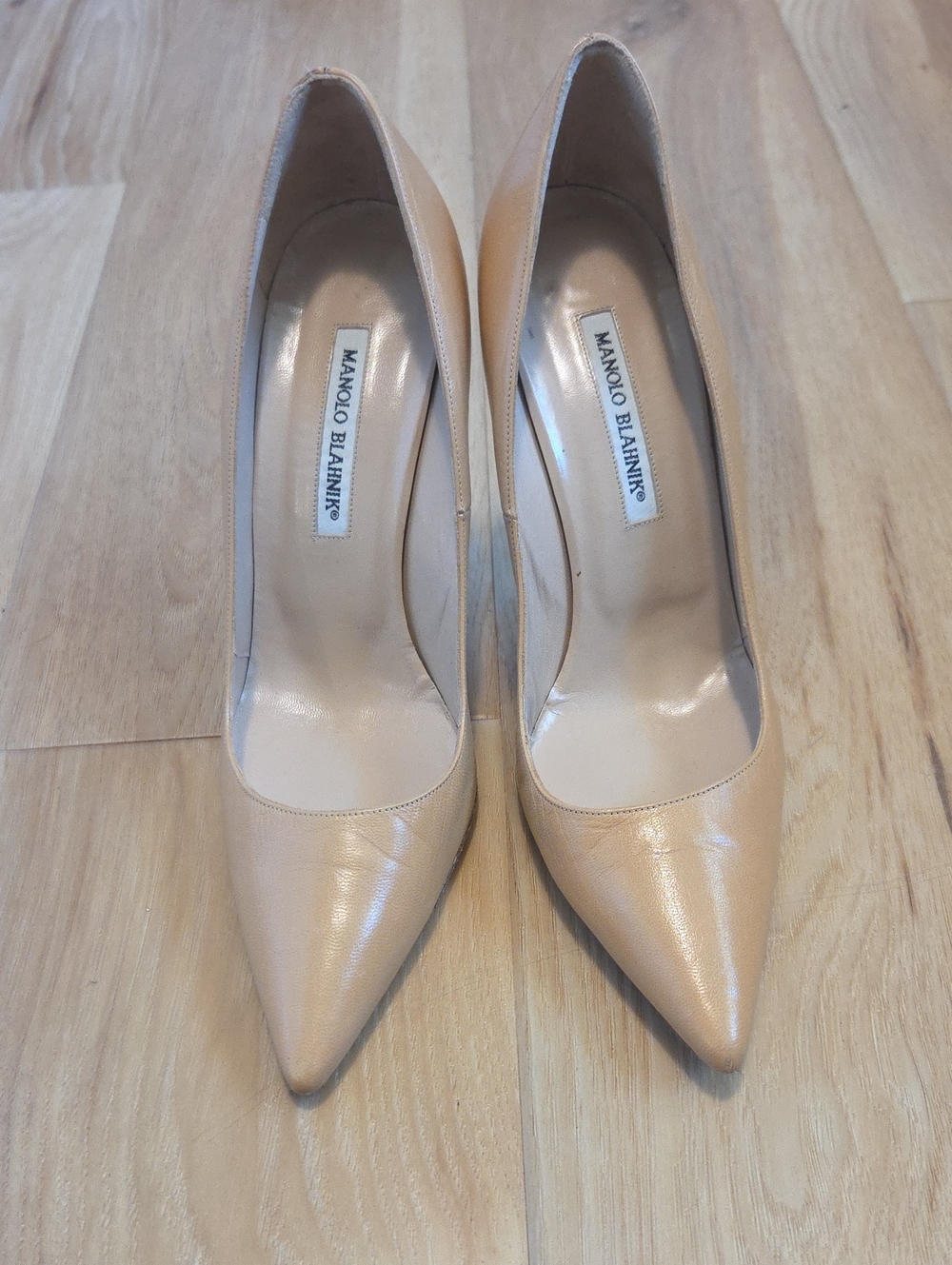 Manolo Blanik Nude Lambskin Stiletto Sz 10